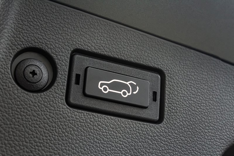 TORRES HEV J140 MY25 STYLE  Forrest zelená metalíza