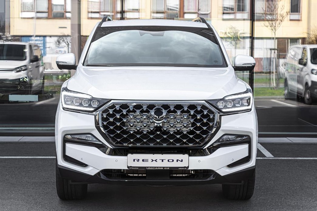 KGM Rexton 2,2 e-XDI PREMIUM+ BLACK paket