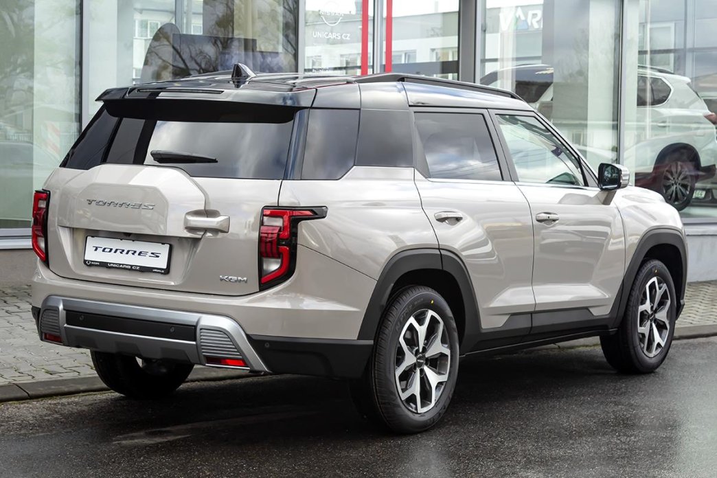 KGM Torres 1,5 GDI 2WD AT  Style